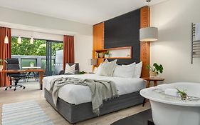 Neighbourgood East City